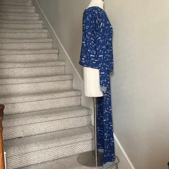 Wizarding World of Harry Potter Sz M PJ Set - Picture 2 of 16